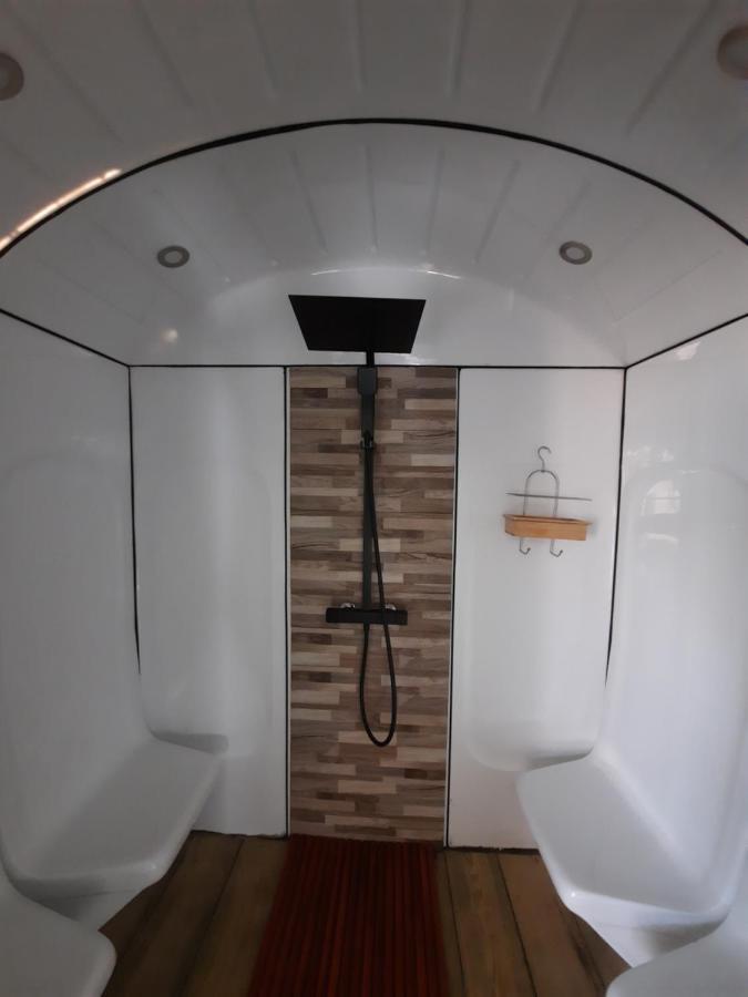 Studio Port Pin Vue Mer, Jacuzzi, Hammam, Parking Prives Cassis Exterior photo