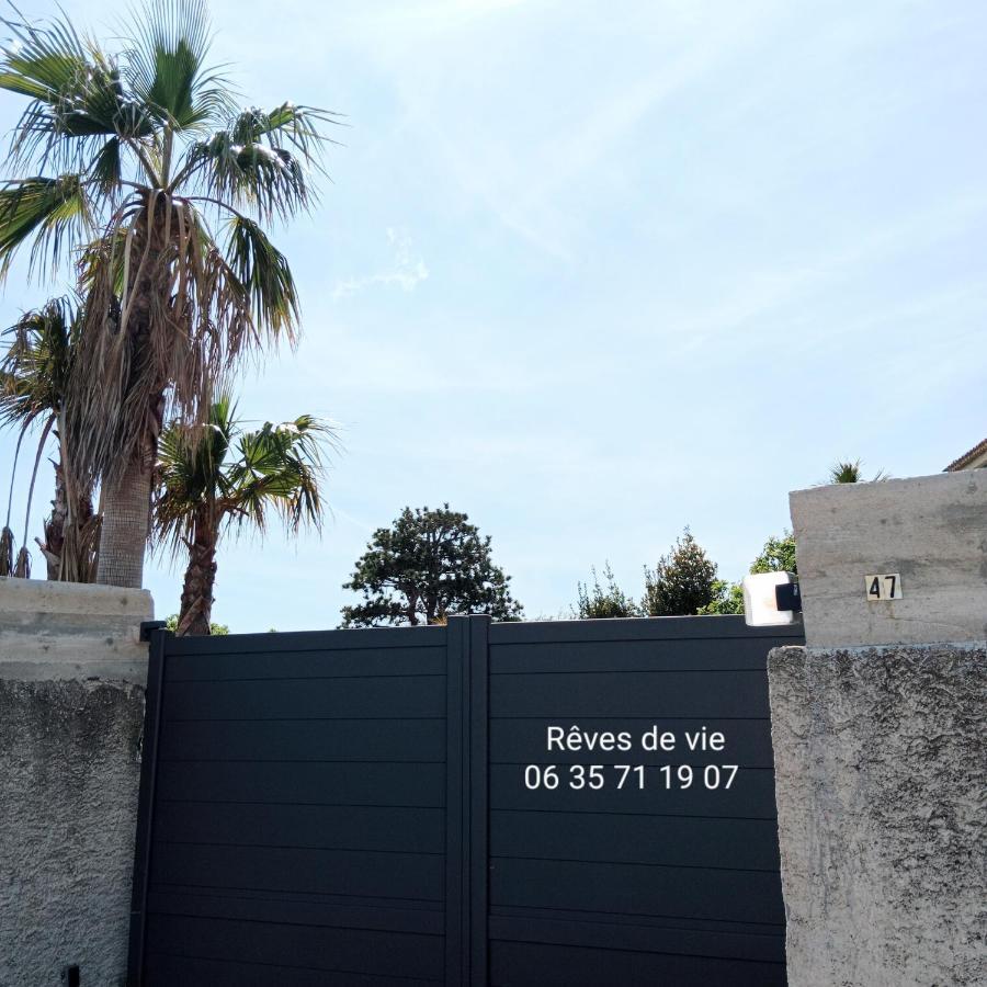 Studio Port Pin Vue Mer, Jacuzzi, Hammam, Parking Prives Cassis Exterior photo